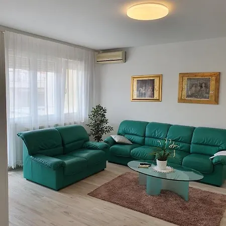 Tina Apartament *